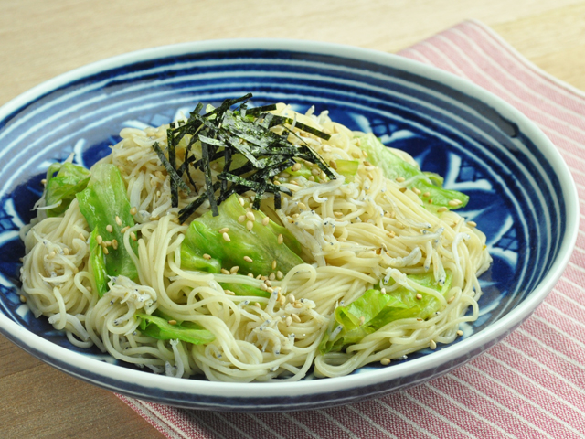 糖質0g麺のしらすとレタスの炒め麺