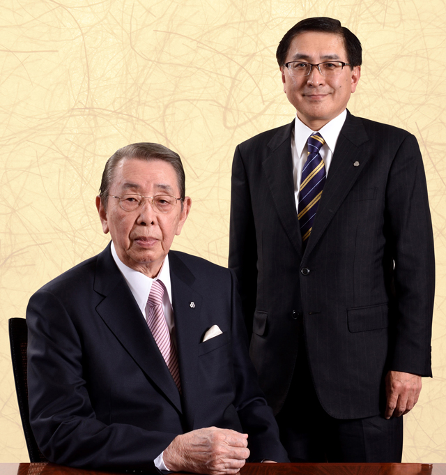 LeftSide:Representative Chairman&CEO　Masahito Hoashi　/　RightSide:Representative President&COO　Hiroshi Tsutsumi