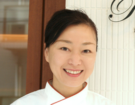 堀知佐子さん